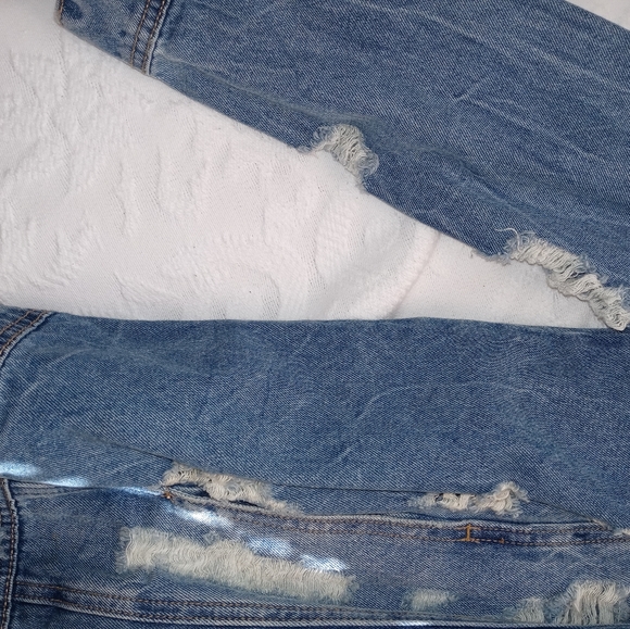 Cello Distressed Jacket - Picture 3 of 5